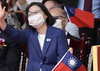 Taiwan prepares for conflict as tensions rise with China