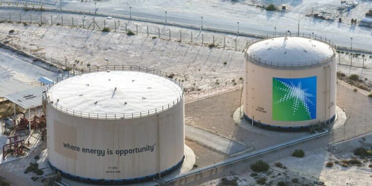 Saudis raise oil prices despite Omicron