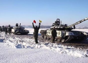 russia attacks ukraine